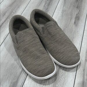 Merinos men's size 10 slip on shoes